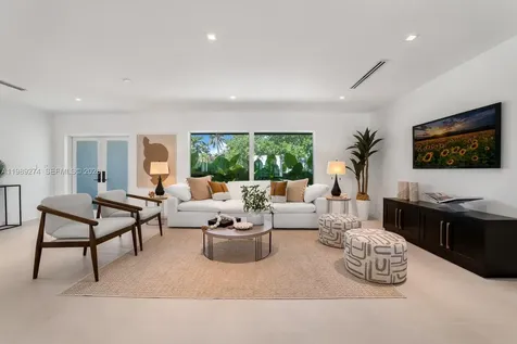 19721 NE 23 Avenue Miami FL 33180