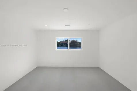 19721 NE 23 Avenue Miami FL 33180