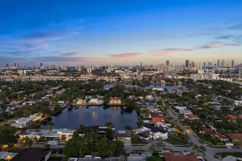 19721 NE 23 Avenue Miami FL 33180