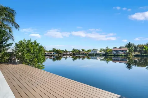 19721 NE 23 Avenue Miami FL 33180