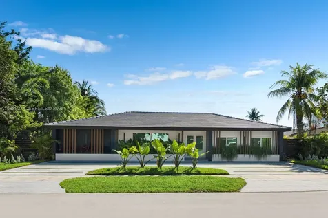 19721 NE 23 Avenue Miami FL 33180