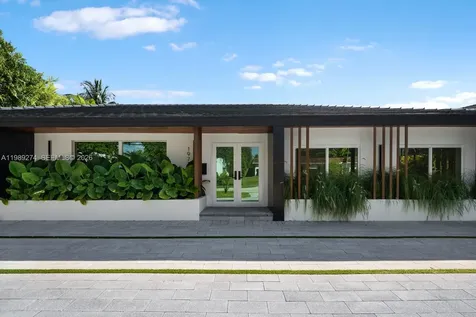 19721 NE 23 Avenue Miami FL 33180