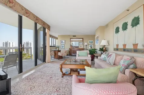 20185 E Country Club Drive Aventura FL 33180