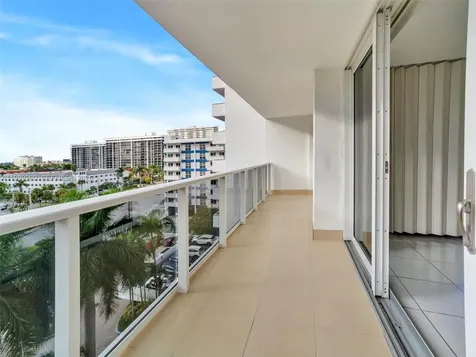 3140 S Ocean Drive Hallandale Beach FL 33009