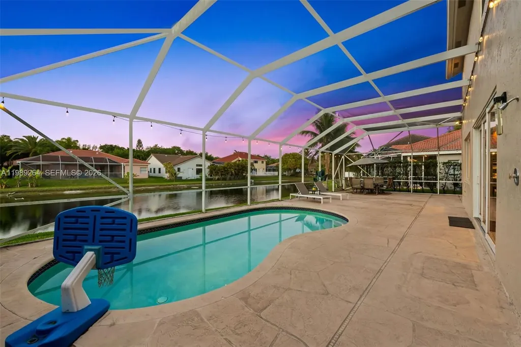 10237 NW 53rd Court Coral Springs FL 33076