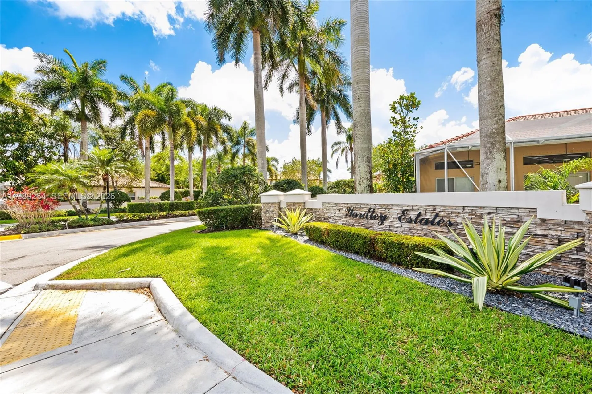 10237 NW 53rd Court Coral Springs FL 33076