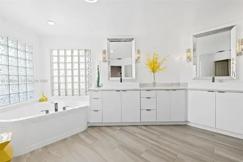 10237 NW 53rd Court Coral Springs FL 33076