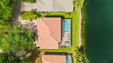 10237 NW 53rd Court Coral Springs FL 33076