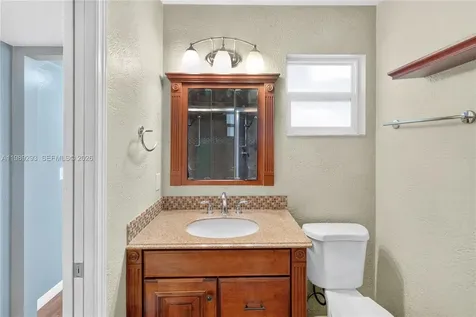 8435 NW 6th Avenue Gainesville FL 32607