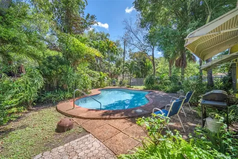 5060 SW 29th Avenue Dania Beach FL 33312