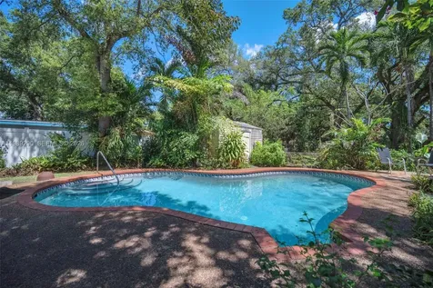 5060 SW 29th Avenue Dania Beach FL 33312