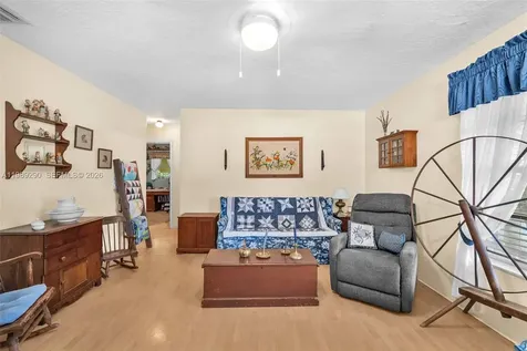 5060 SW 29th Avenue Dania Beach FL 33312