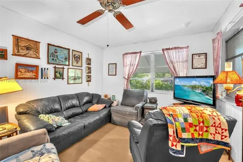 5060 SW 29th Avenue Dania Beach FL 33312