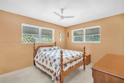 5060 SW 29th Avenue Dania Beach FL 33312