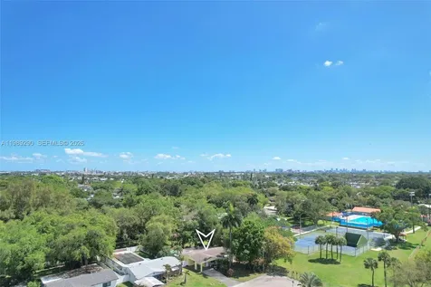 5060 SW 29th Avenue Dania Beach FL 33312