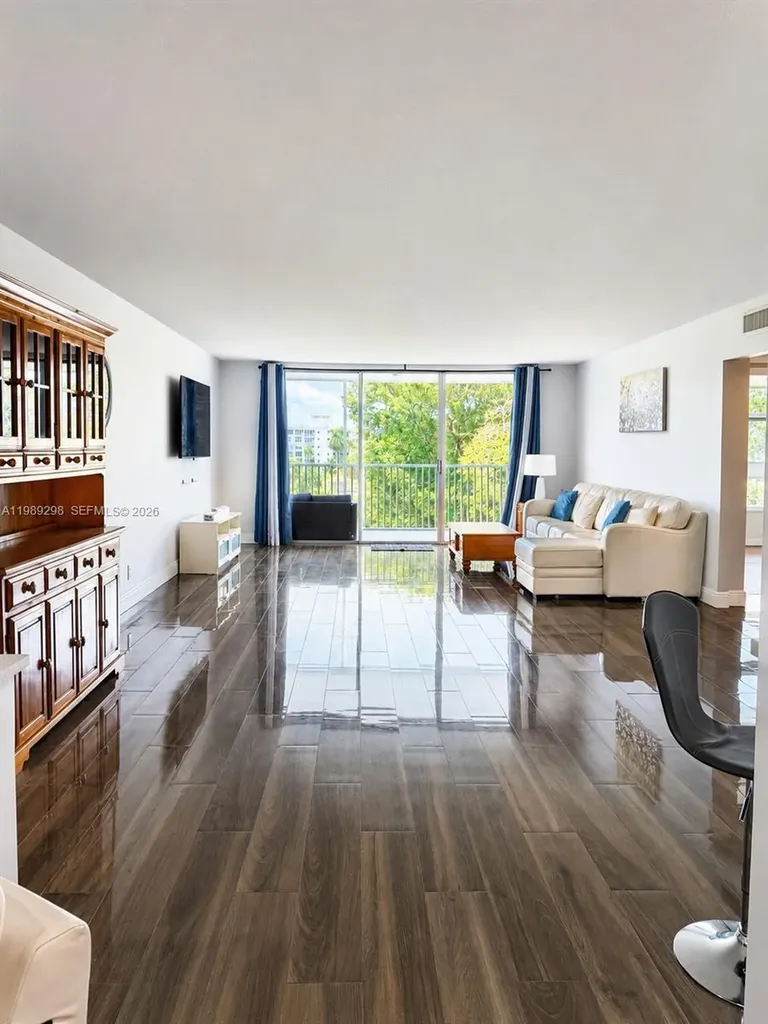 2681 S Course Drive Pompano Beach FL 33069