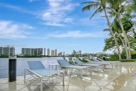3255 NE 184th Street Aventura FL 33160