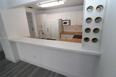 16531 NE 35th Avenue North Miami Beach FL 33160