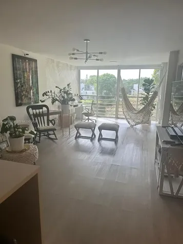 1811 Sabal Palm Drive Davie FL 33324