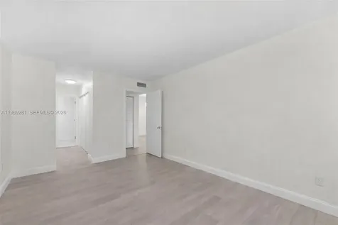 9437 SW 76th Street Miami FL 33173