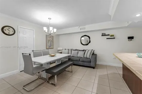 9437 SW 76th Street Miami FL 33173