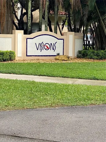 543 Racquet Club Road Weston FL 33326
