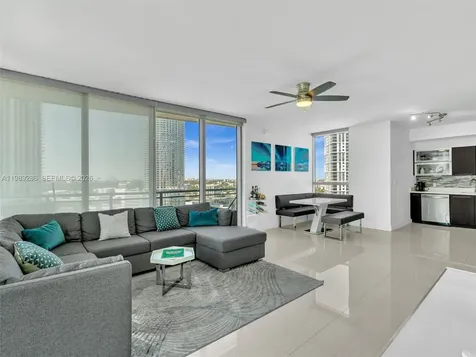 90 SW 3rd Street Miami FL 33130