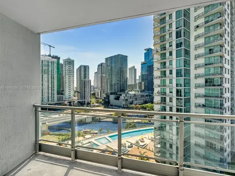 90 SW 3rd Street Miami FL 33130