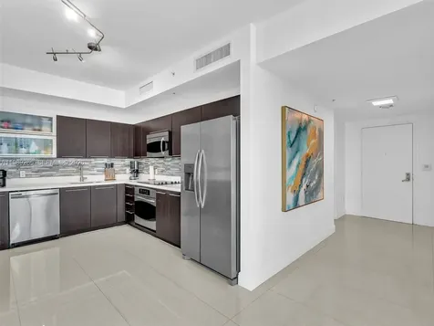 90 SW 3rd Street Miami FL 33130