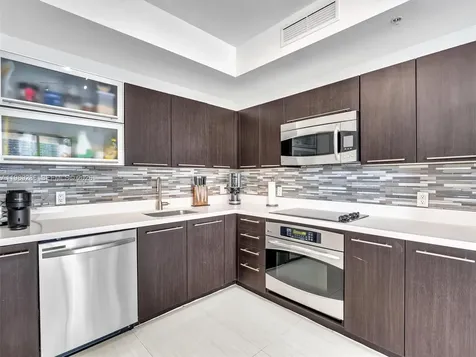 90 SW 3rd Street Miami FL 33130
