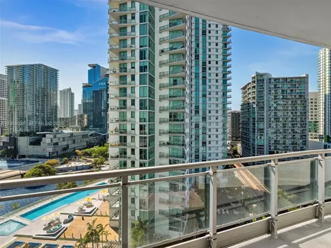 90 SW 3rd Street Miami FL 33130
