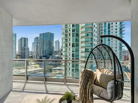 90 SW 3rd Street Miami FL 33130