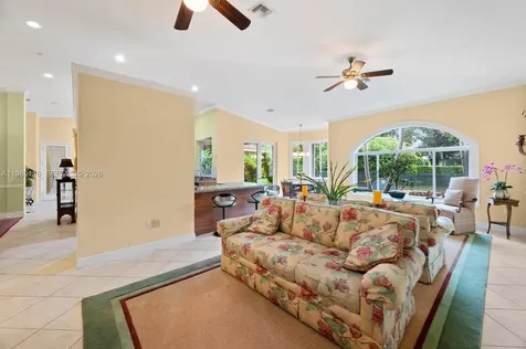 10621 SW 77th Avenue Pinecrest FL 33156