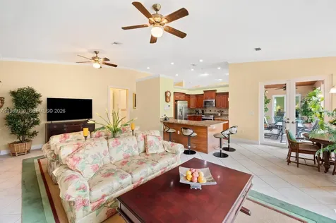 10621 SW 77th Avenue Pinecrest FL 33156