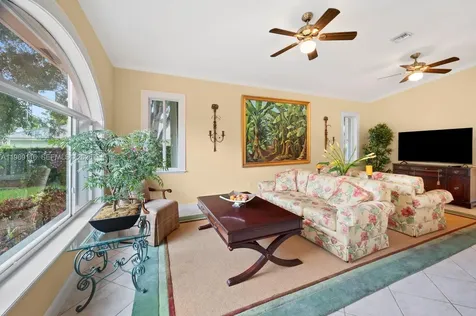 10621 SW 77th Avenue Pinecrest FL 33156