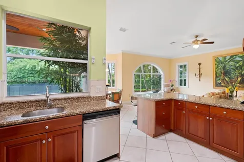 10621 SW 77th Avenue Pinecrest FL 33156