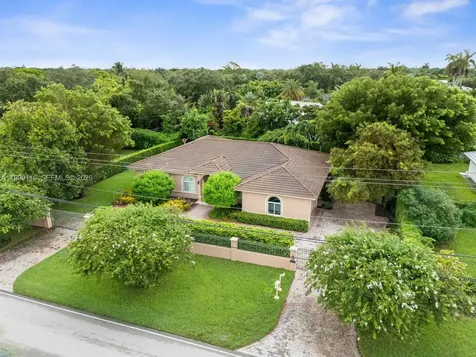 10621 SW 77th Avenue Pinecrest FL 33156