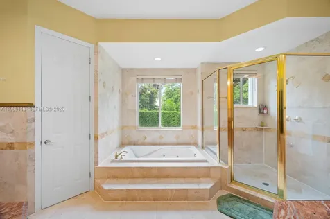 10621 SW 77th Avenue Pinecrest FL 33156