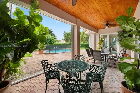 10621 SW 77th Avenue Pinecrest FL 33156