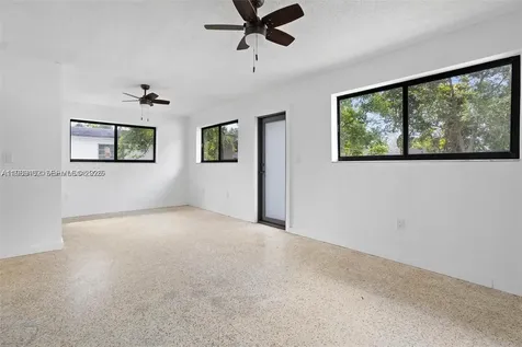 70 NE 186th Terrace Miami FL 33179