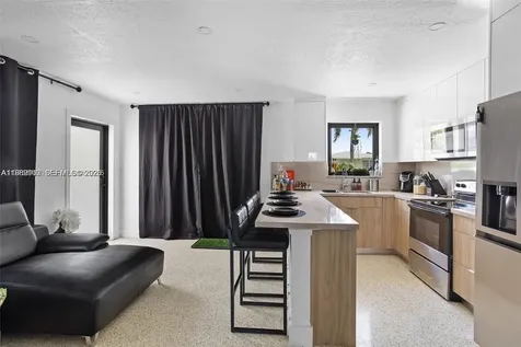 70 NE 186th Terrace Miami FL 33179