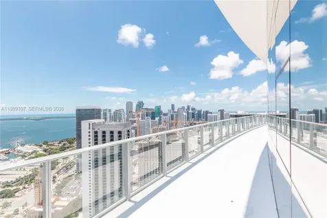 851 NE 1st Avenue Miami FL 33132