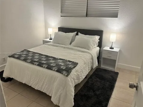 2220 NE 3rd Avenue Pompano Beach FL 33060