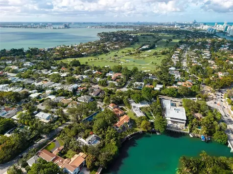 5005 Lakeview Drive Miami Beach FL 33140