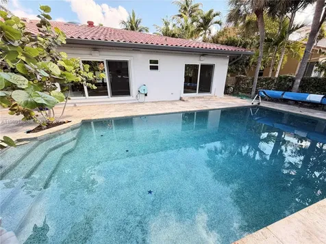 3200 NE 165th Street North Miami Beach FL 33160