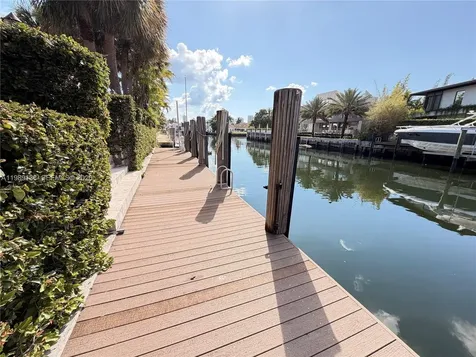 3200 NE 165th Street North Miami Beach FL 33160