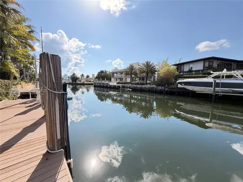 3200 NE 165th Street North Miami Beach FL 33160