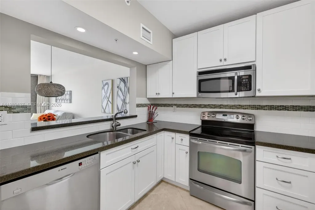 3020 NE 32nd Avenue Fort Lauderdale FL 33308