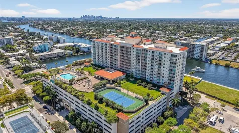 3020 NE 32nd Avenue Fort Lauderdale FL 33308
