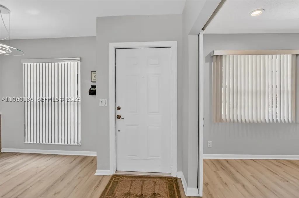 8662 Bella Vista Drive Boca Raton FL 33433